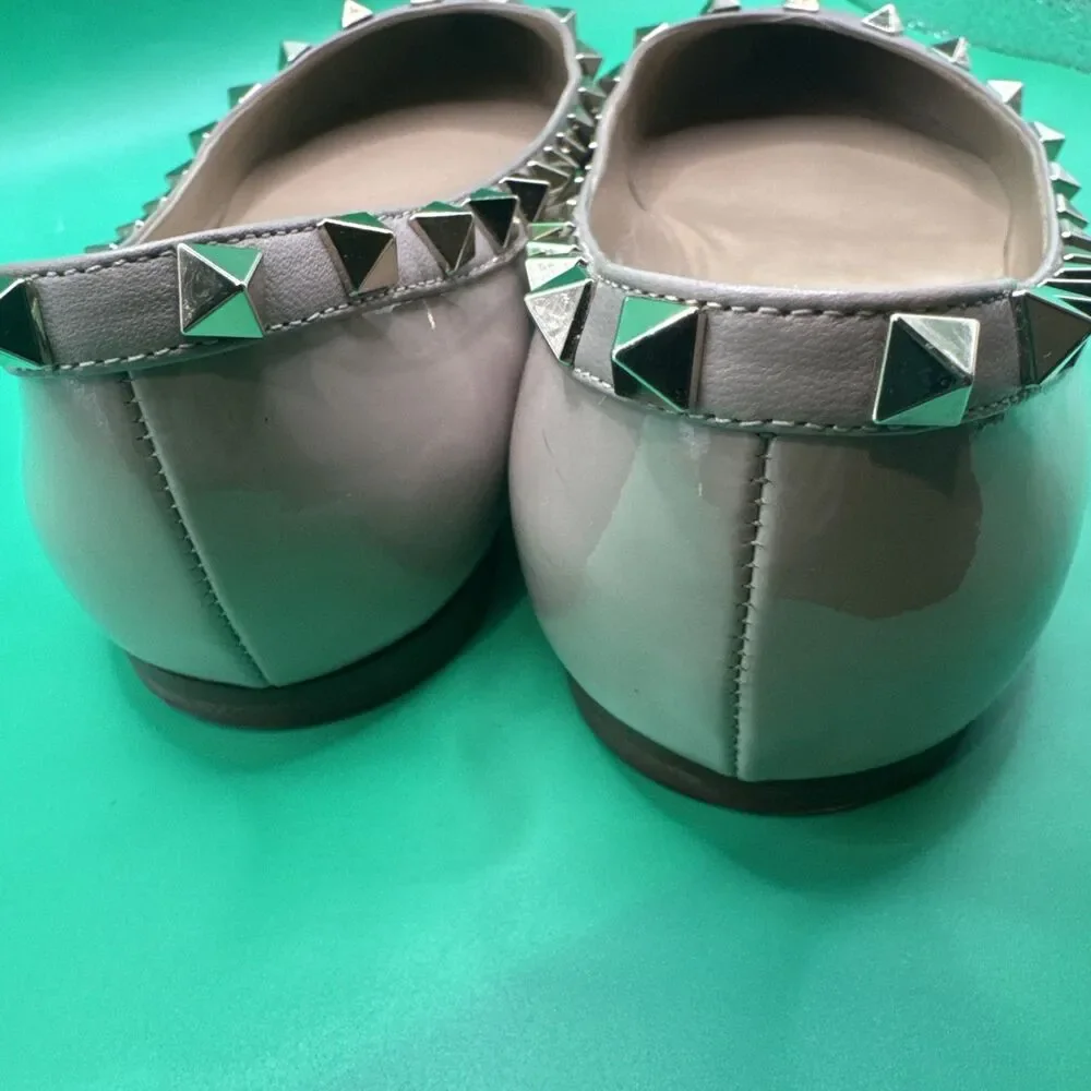 Valentino Garavani Rockstud Ballet Flats EU 37/ US 7  Poudre (Full Inclusion)